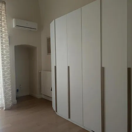 Indahouse * Bari